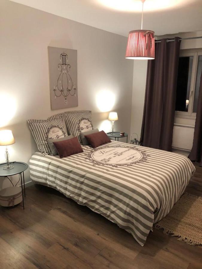 Logement A Brive Proche Centre-Ville Et Campagne - Climatisation, Wifi, Coin Exterieur Et Parking Prives Exterior photo